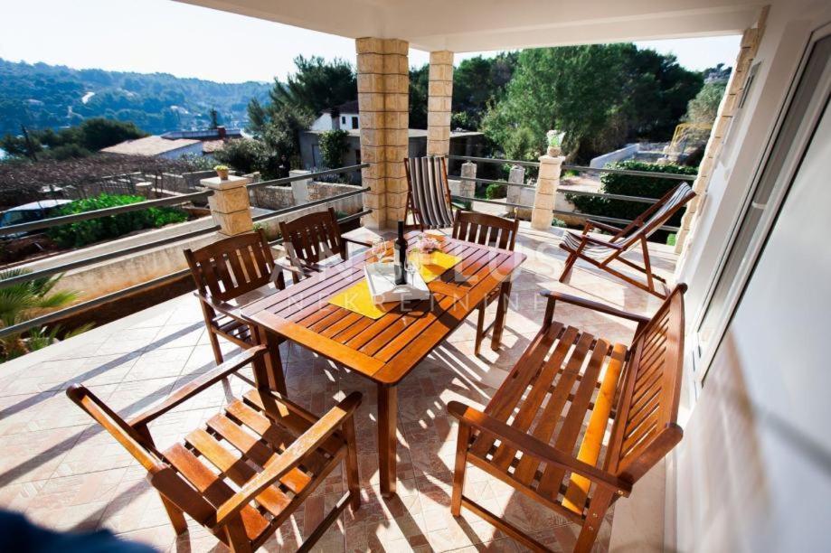 Villa Porto Rogac Exterior photo